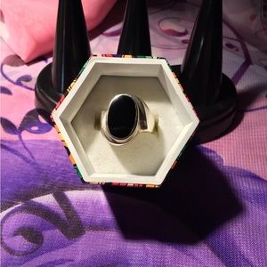 Vintage sterling silver and onyx ring